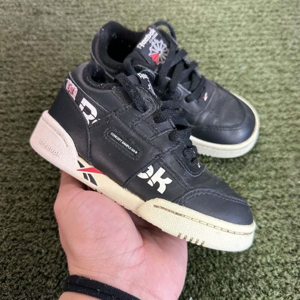REEBOK CLASSIC WORKOUT PLUS TRAINERS Black LEATHER TODDLER SIZE 8